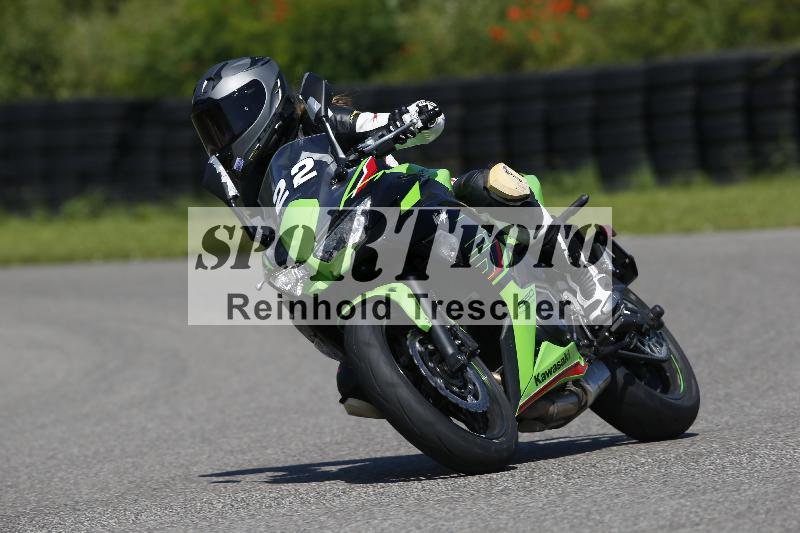 /Archiv-2024/29 12.06.2024 MOTO.CH Track Day ADR/Gruppe blau/22